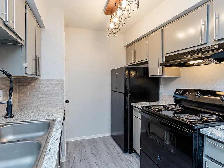 Villa Luna Apartments — Photo 2