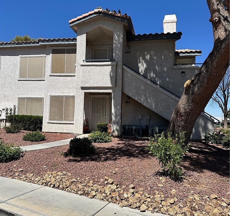 1st image of 3056 Casey Dr Unit 204