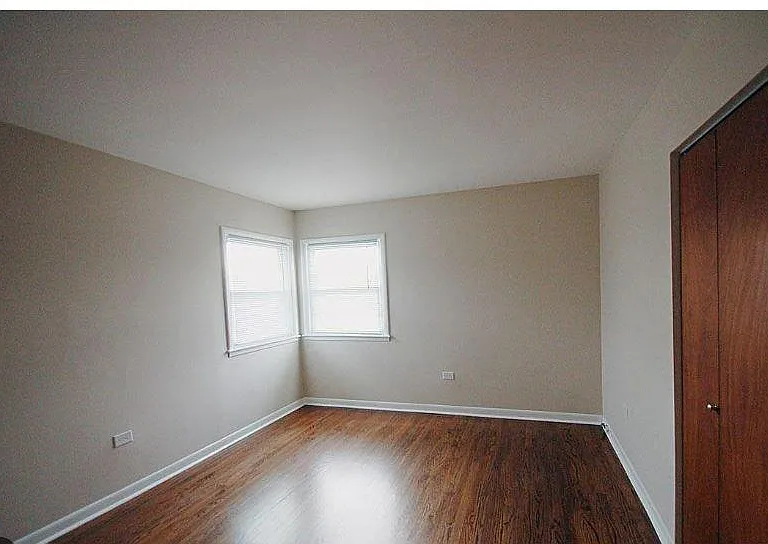733 Dulles Rd #C — Photo 2