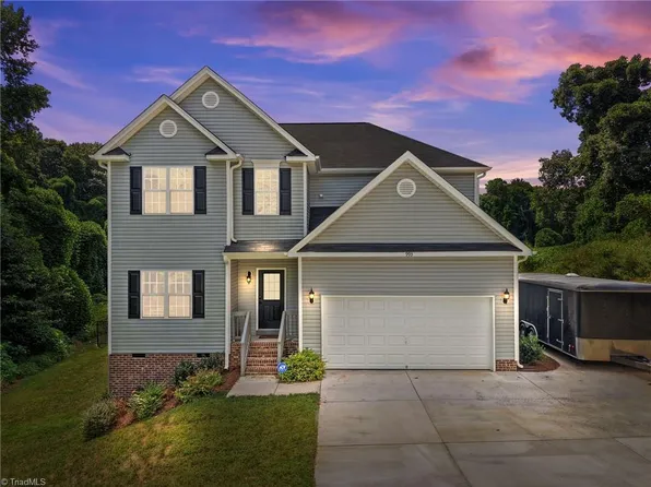 993 Kensal Green Dr, Kernersville, NC 27284