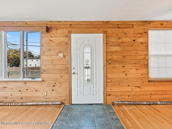 4th image of 502 Washington Avenue