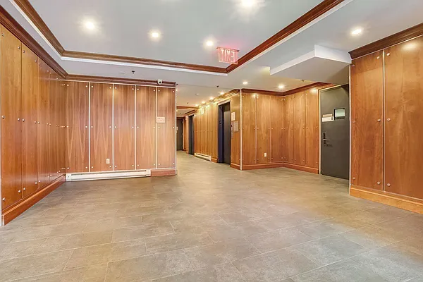 Rented by Compass | media 13