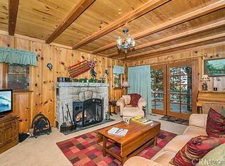 607 Victoria Ct, Lake Arrowhead, CA 92352