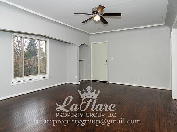4th image of 2726 Upton Ave #2