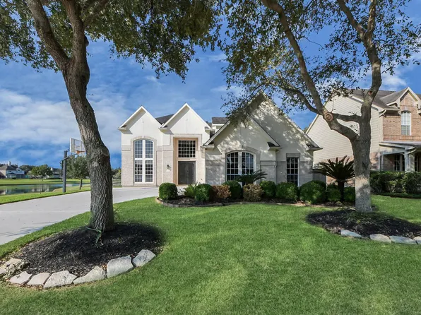 5410 Deerbourne Chase Dr, Sugar Land, TX 77479