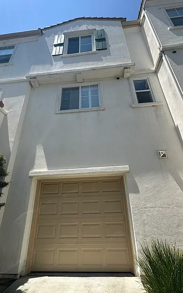 130 Beach Side Ct — Photo 35