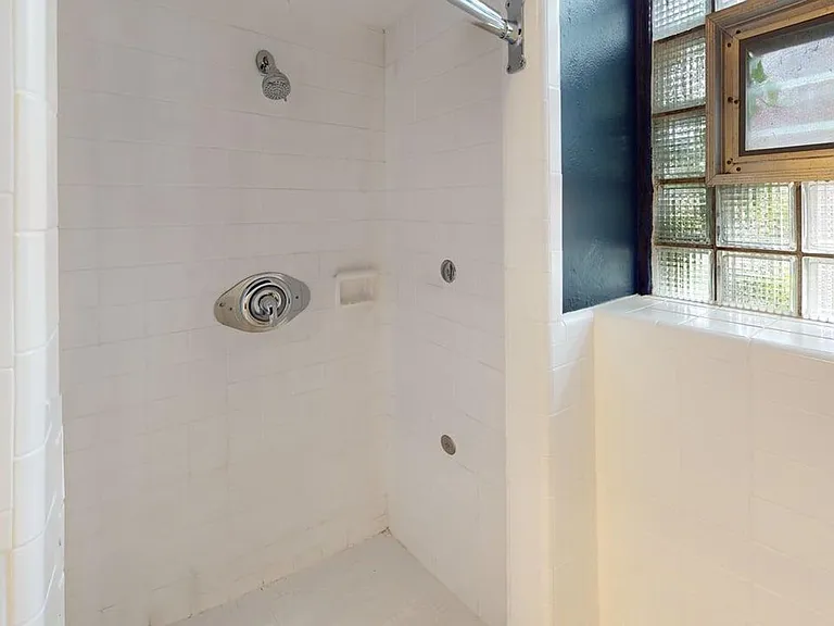 3517 Magnolia Ave — Photo 11