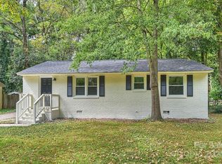 1709 Masonic Dr, Charlotte, NC 28205