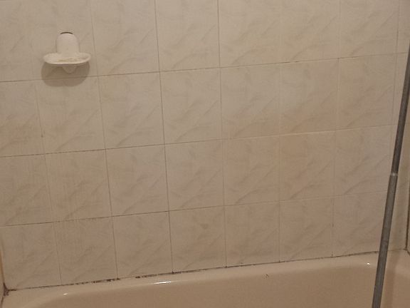 4th image of 2919 Gerson Ct #1