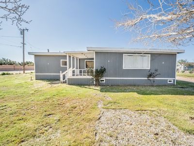 11025 Phelan Rd, Oak Hills, CA, 92344