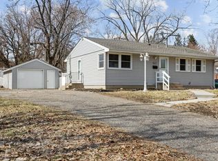 6109 Sumter Ave N, New Hope, MN 55428