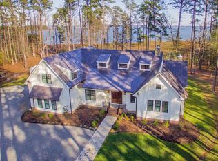 173 Shell Ct, Urbanna, VA 23175