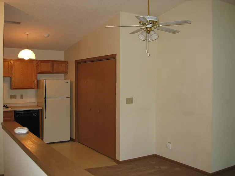 S72W16460 Janesville Rd #C — Photo 10