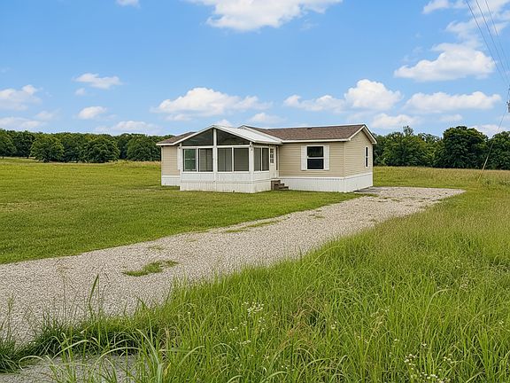 5th image of 19867 W Hickory Dr