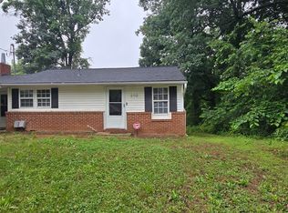 202 Bookington Dr, Lexington, NC 27292