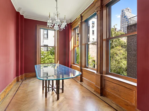 37 West 87th Street image 2 of 16
