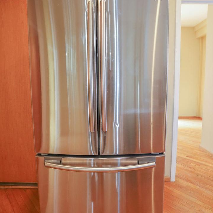 1st image of 421 W North Ave #816
