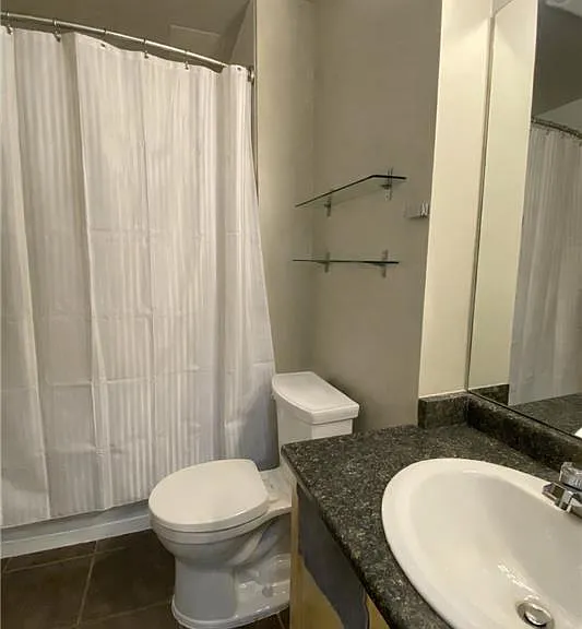 1053 10th St SW #603 — Photo 3
