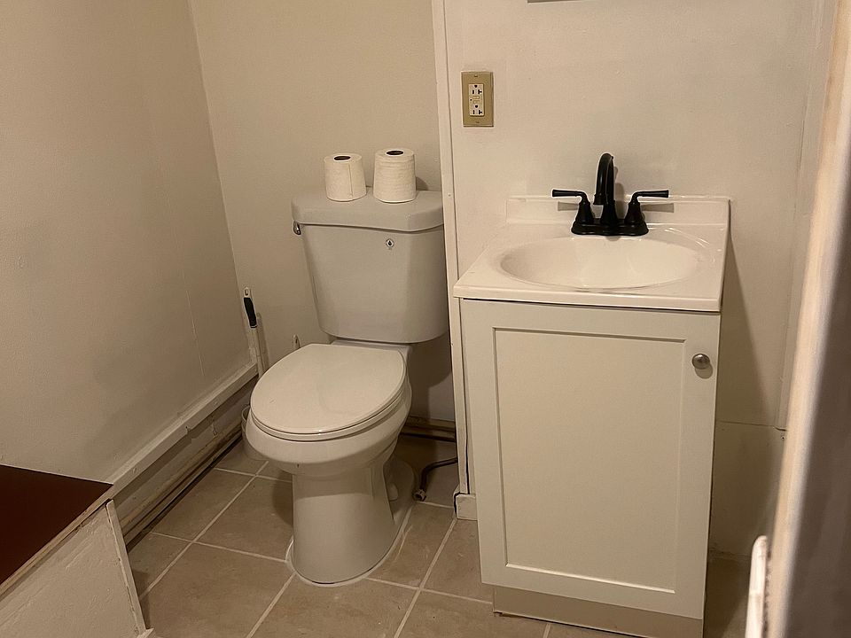 2nd image of 515 Michigan Ave Unit 2