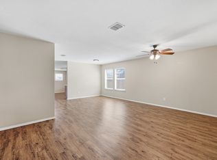 6701 Corral Ln, Denton, TX 76210