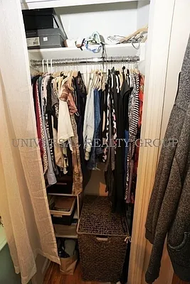 Rented by Universal Realty Group | media 15