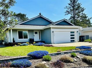 466 Octopus Ave NE, Ocean Shores, WA
