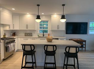 19 W York Ln, Nantucket, MA 02554