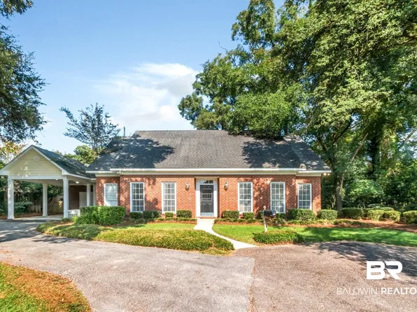 105 McHugh Ln, Mobile, AL 36608