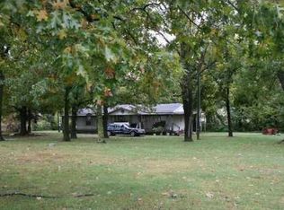 1069 Sands Rd, Cave Springs, AR 72718