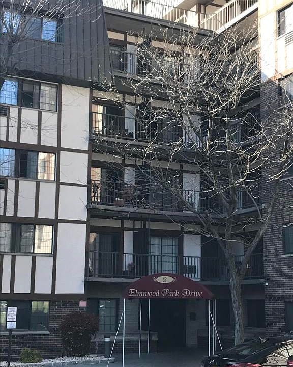 1st image of 2 Elmwood Park Dr APT 525