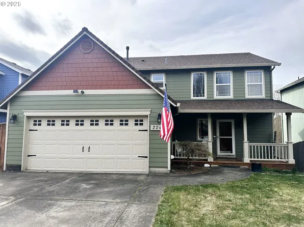 2241 SE Night Heron Pl, Gresham, OR 97080