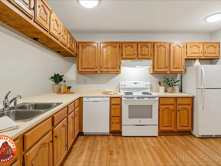 103 Parkway Vista Dr — Photo 2