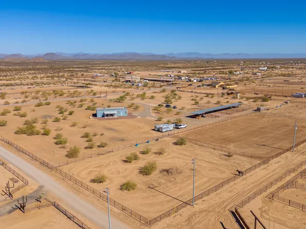 46333 W ABBOTT Road, Wickenburg, AZ 85390
