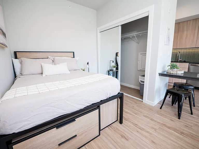 60 E Green St #211 — Photo 9