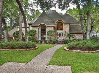 6714 Apple Valley Ln, Houston, TX 77069
