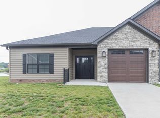 3895 High Pointe Ln, Newburgh, IN 47630