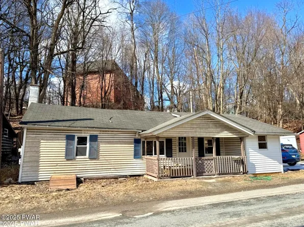 276 Erie St, Honesdale, PA 18431