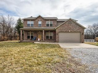 7884 Brickyard Hill Rd, Worden, IL 62097