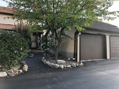1553 Charlesgate Cir, East Amherst, NY, 14051