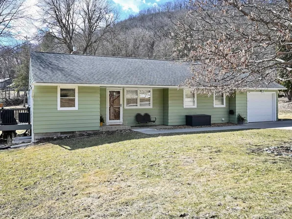 117 Glen Mary Rd, Winona, MN 55987
