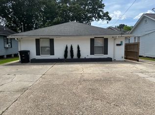 402 Lovers Ln, Baton Rouge, LA 70806