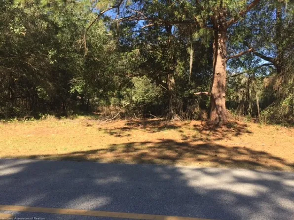 2423 N Highlands Blvd, Avon Park, FL 33825