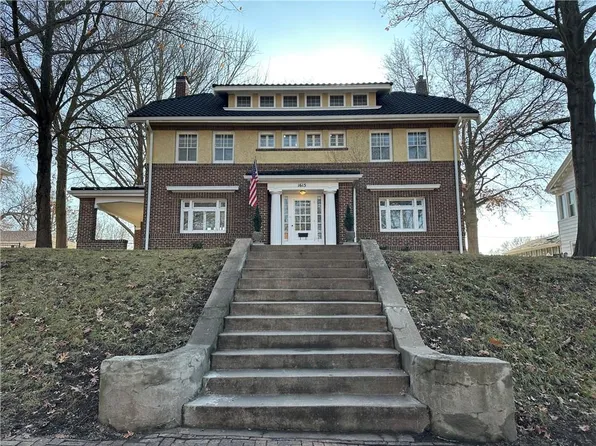 1615 Main St, Lexington, MO 64067