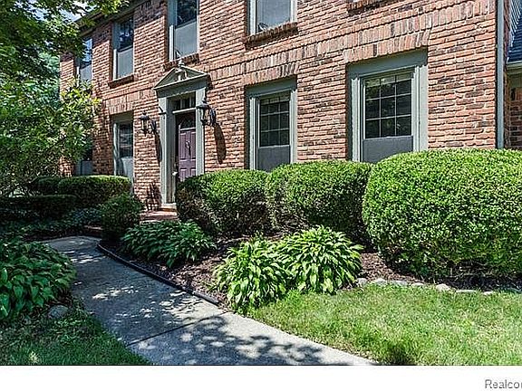 3rd image of 1008 Coachford Ct