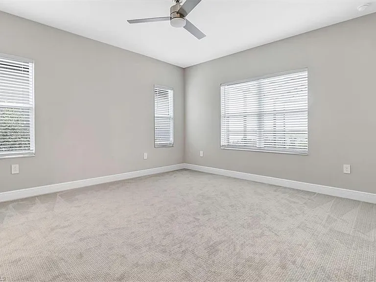 4652 Centaurus Cir — Photo 14