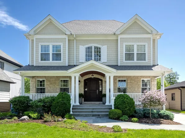 19 Gilbert Ave, Clarendon Hills, IL 60514