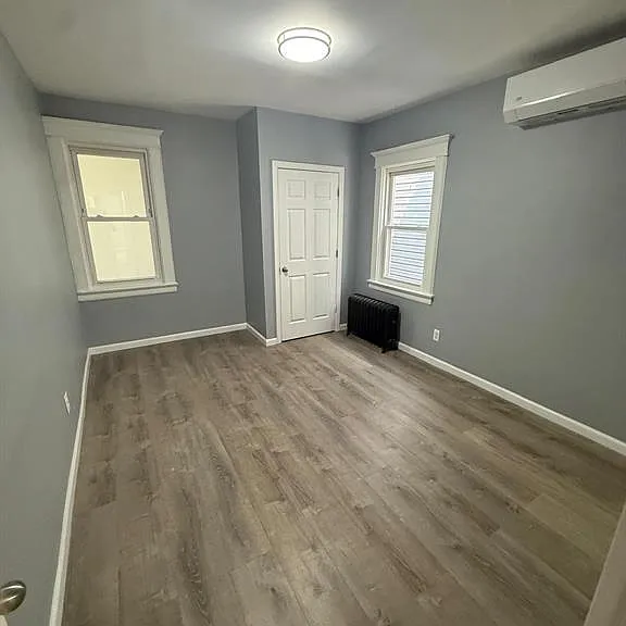 621 Grove St — Photo 8