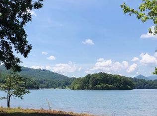 386 Lower Bell Creek Rd, Hiawassee, GA 30546