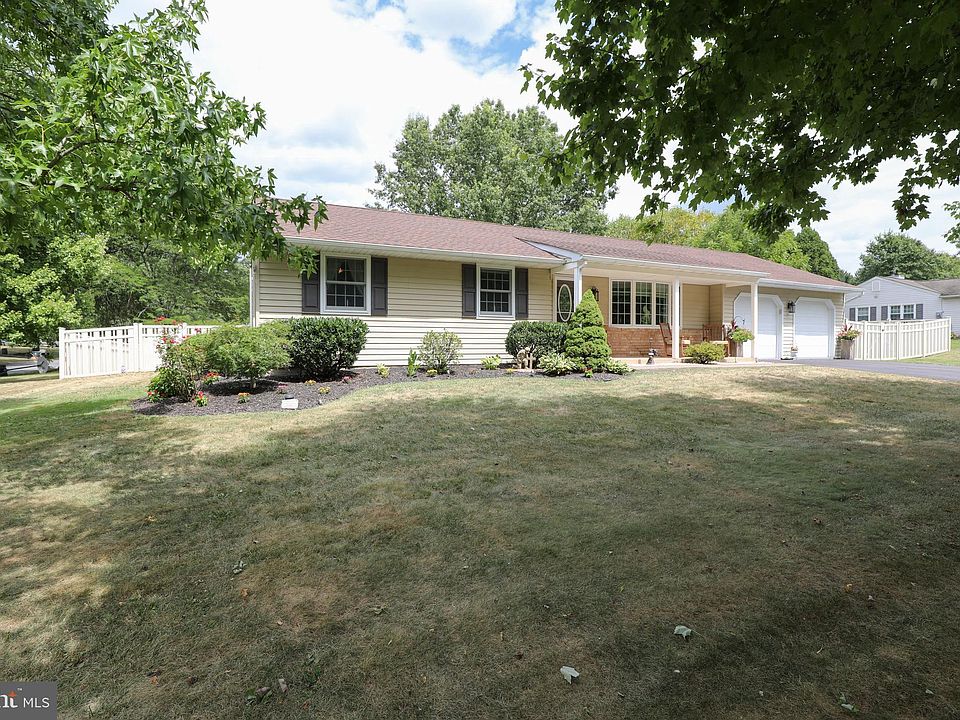 301 Spring Ln, Perkasie, PA 18944 Zillow