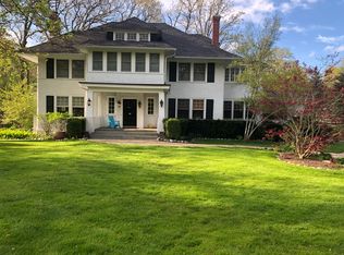 1511 Sheridan Rd, Highland Park, IL 60035